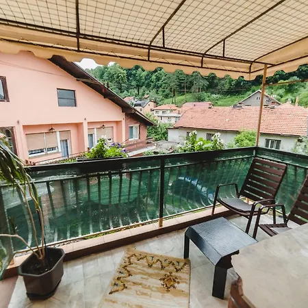 Hotel & Gh Pasha Tuzla